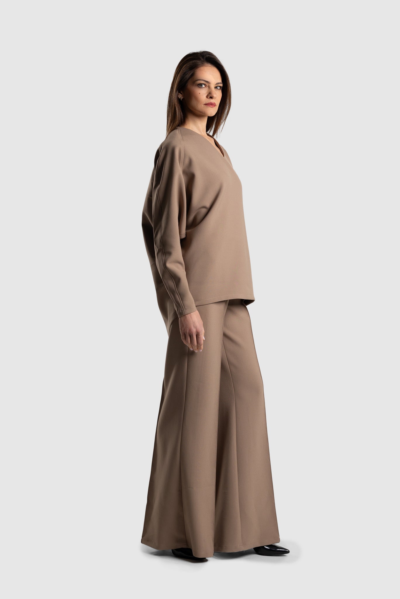 Eterna signature top, sand